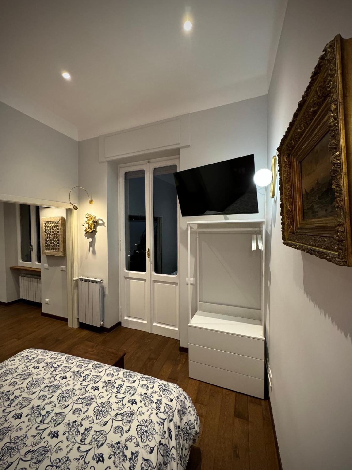 A Casa Di Lu, Al Colosseo - Guest House Ρώμη Εξωτερικό φωτογραφία